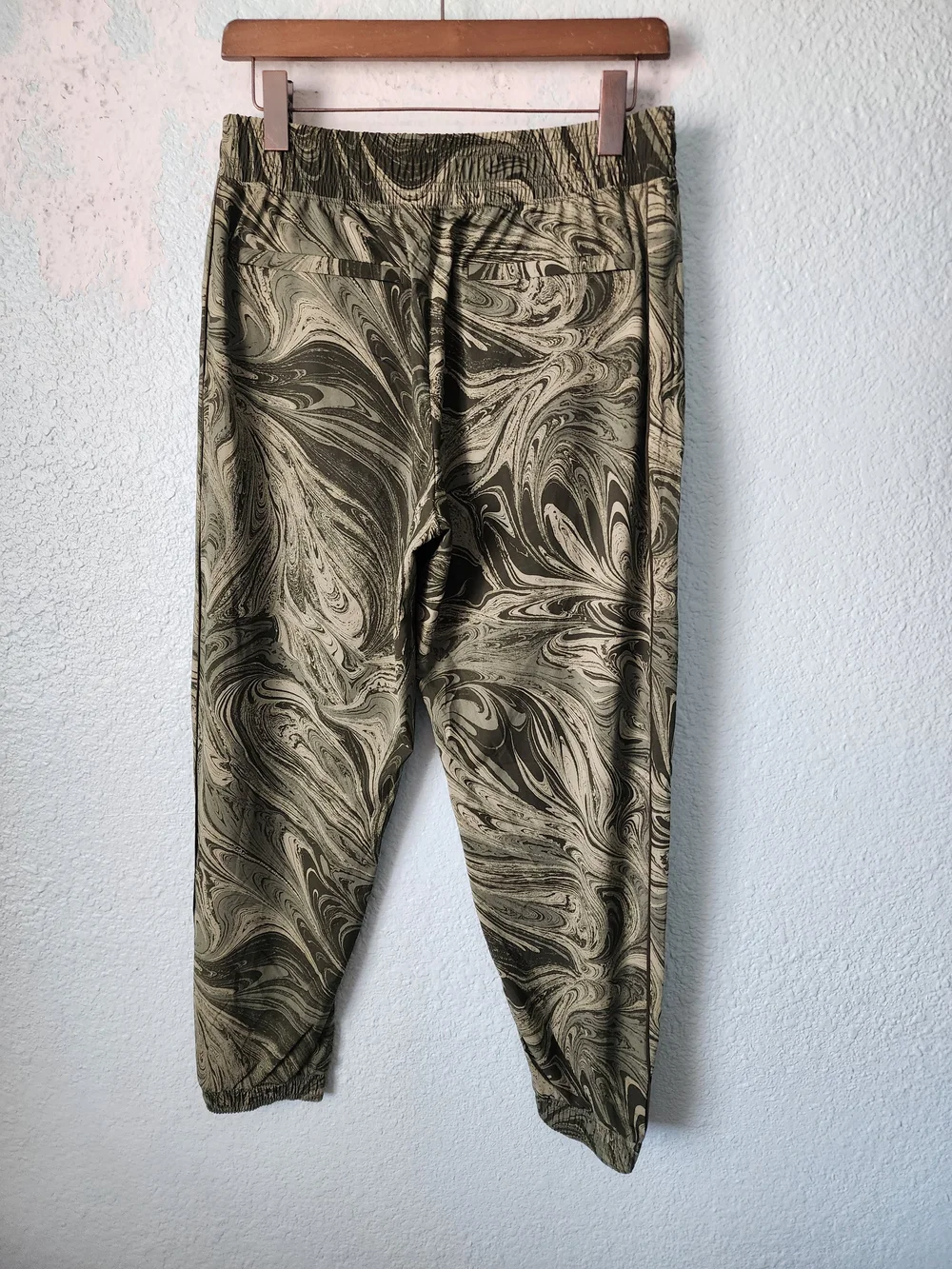Athleta Olive & Black Swirl-Print Jogger Pants